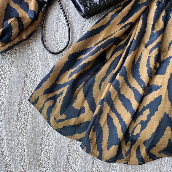 VICI COLLECTION Print Ballon Sleeve Tiered Dress - Picture 9 of 13